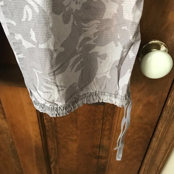 Calvin Klein Jeans Gray Camo Cropped Pants w/Drawstring Waist/Legs Size 20W - Picture 6 of 16